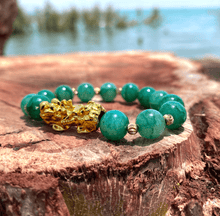 Load image into Gallery viewer, Chakra Cleansing - Jade Stone Wealth Bracelet
